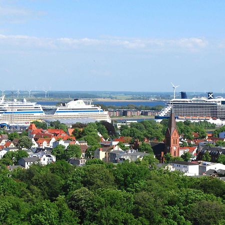 Ferienwohnung Warnemuende Am Kurpark Rostock Kültér fotó
