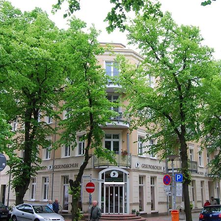 Ferienwohnung Warnemuende Am Kurpark Rostock Kültér fotó